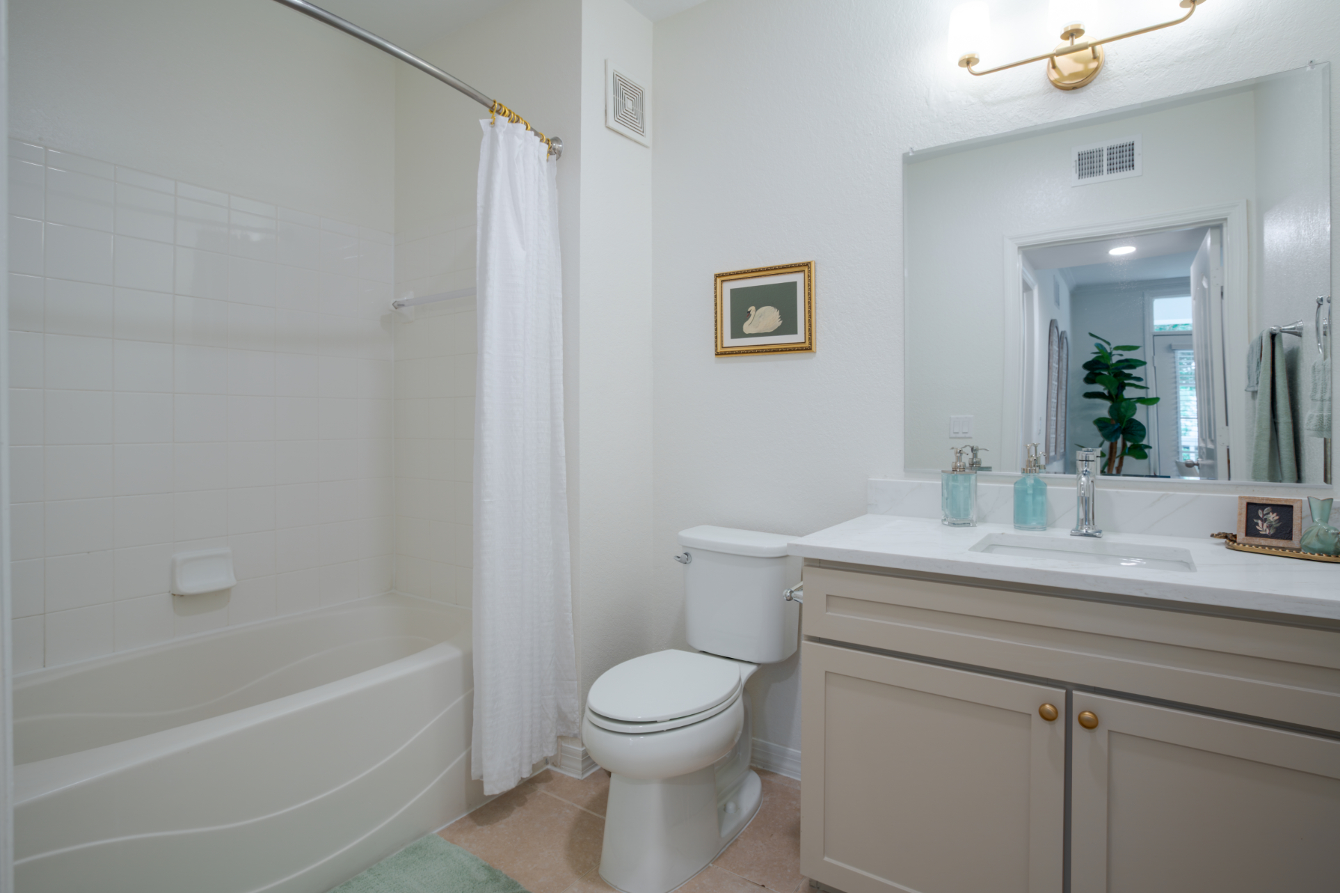 EndersPlace_Bathroom